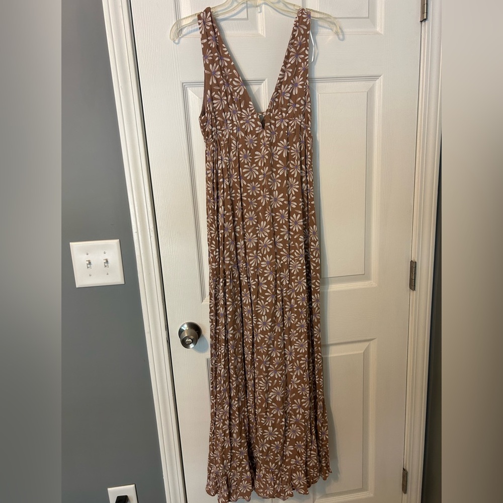 Love Tree Brown Maxi Dress with White and Purple Floral Design Size small